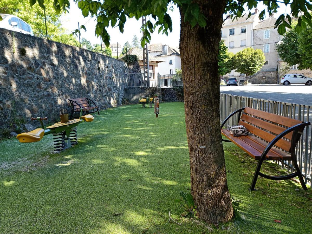 Hostellerie Des Voyageurs Cassagnes-Begonhes Luaran gambar
